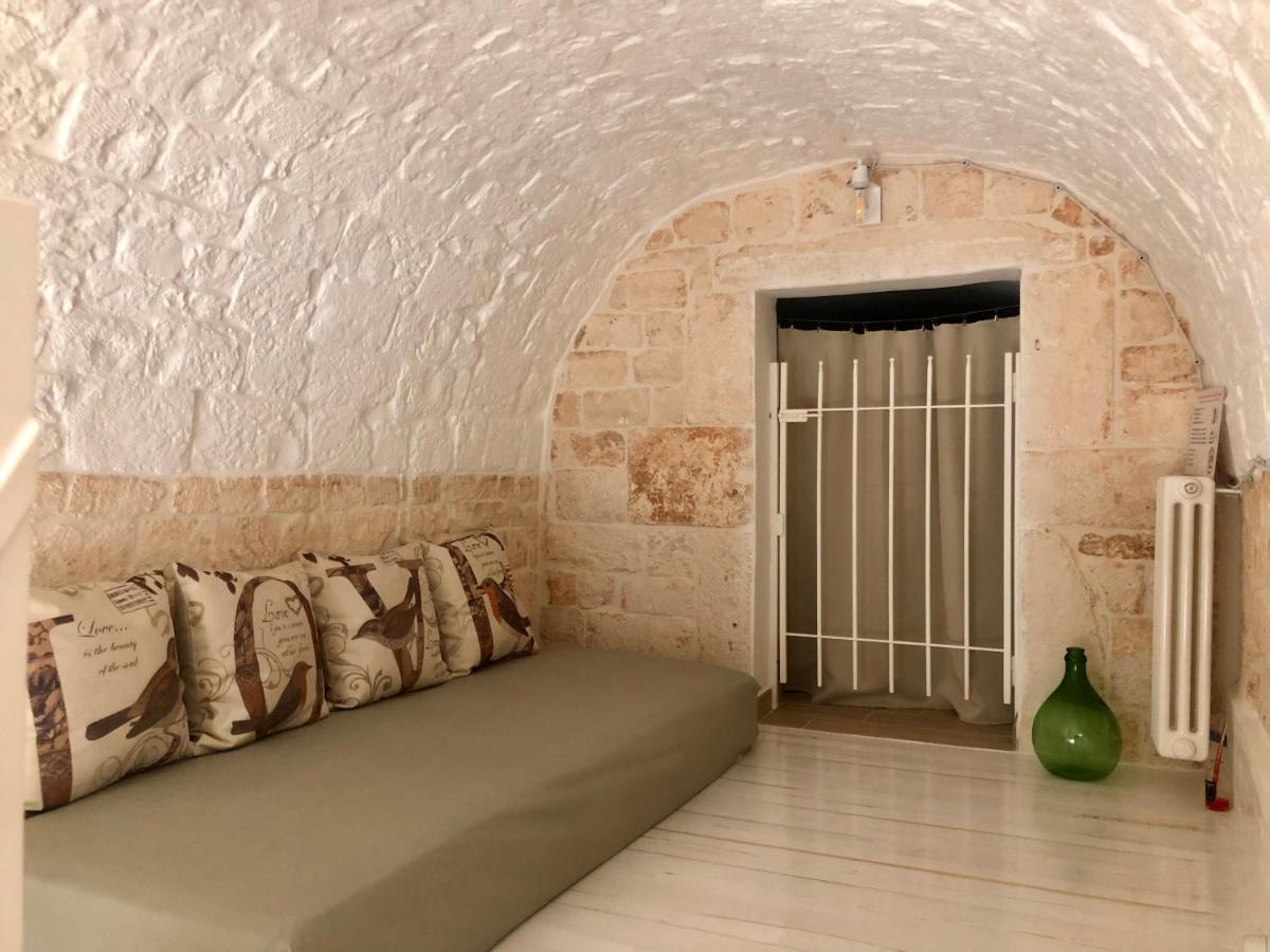 Nido Di Pietra-Dimora In Centro Bed and Breakfast Alberobello Exteriör bild