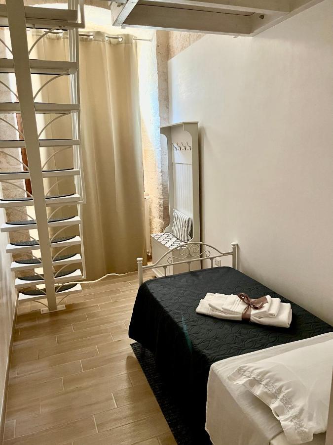Nido Di Pietra-Dimora In Centro Bed and Breakfast Alberobello Exteriör bild