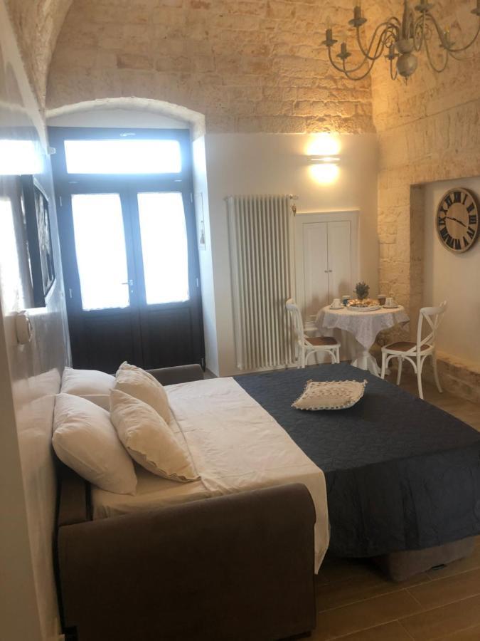 Nido Di Pietra-Dimora In Centro Bed and Breakfast Alberobello Exteriör bild